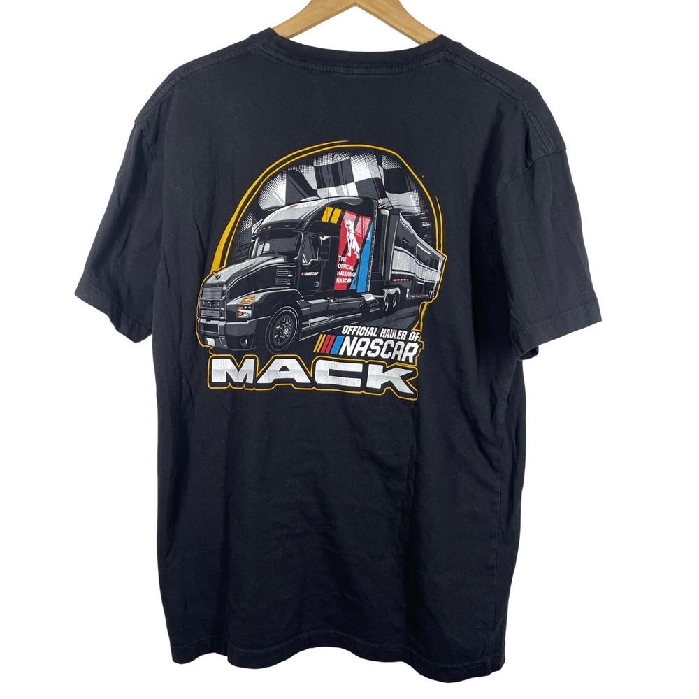 Mack Trucks NASCAR Official Hauler Graphic T-Shirt Mens Large Black Cotton Tee